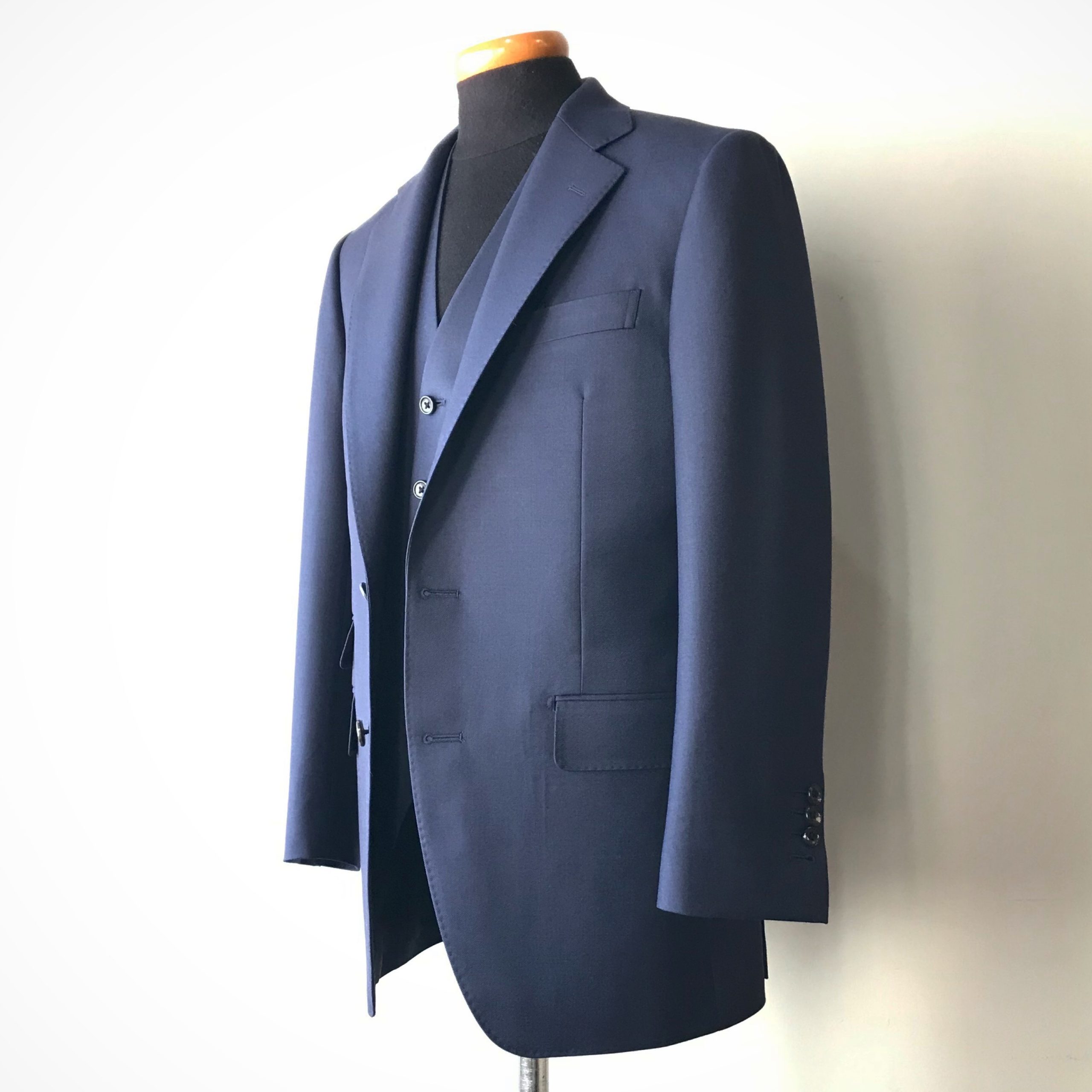 MARTIN & SONS　/　  THREE PIECE SUITS　