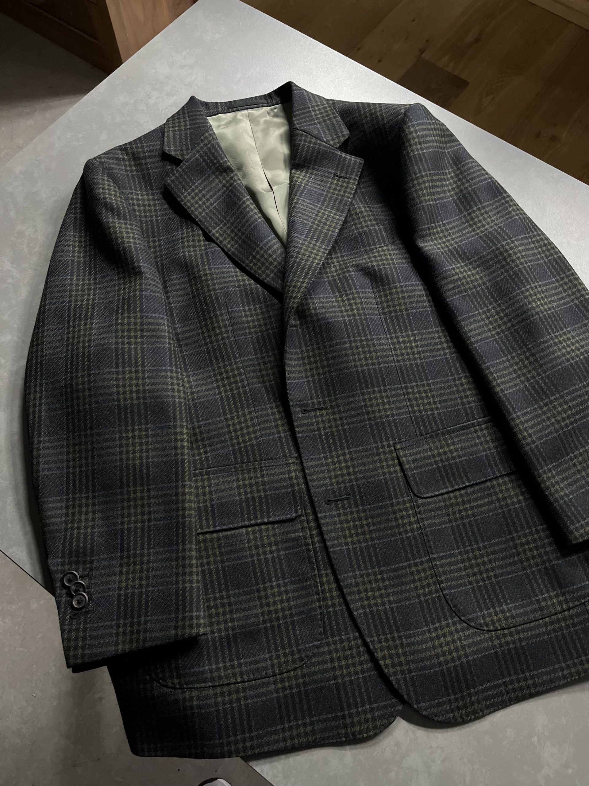 ラギットな気分は Flap & Patch pocket